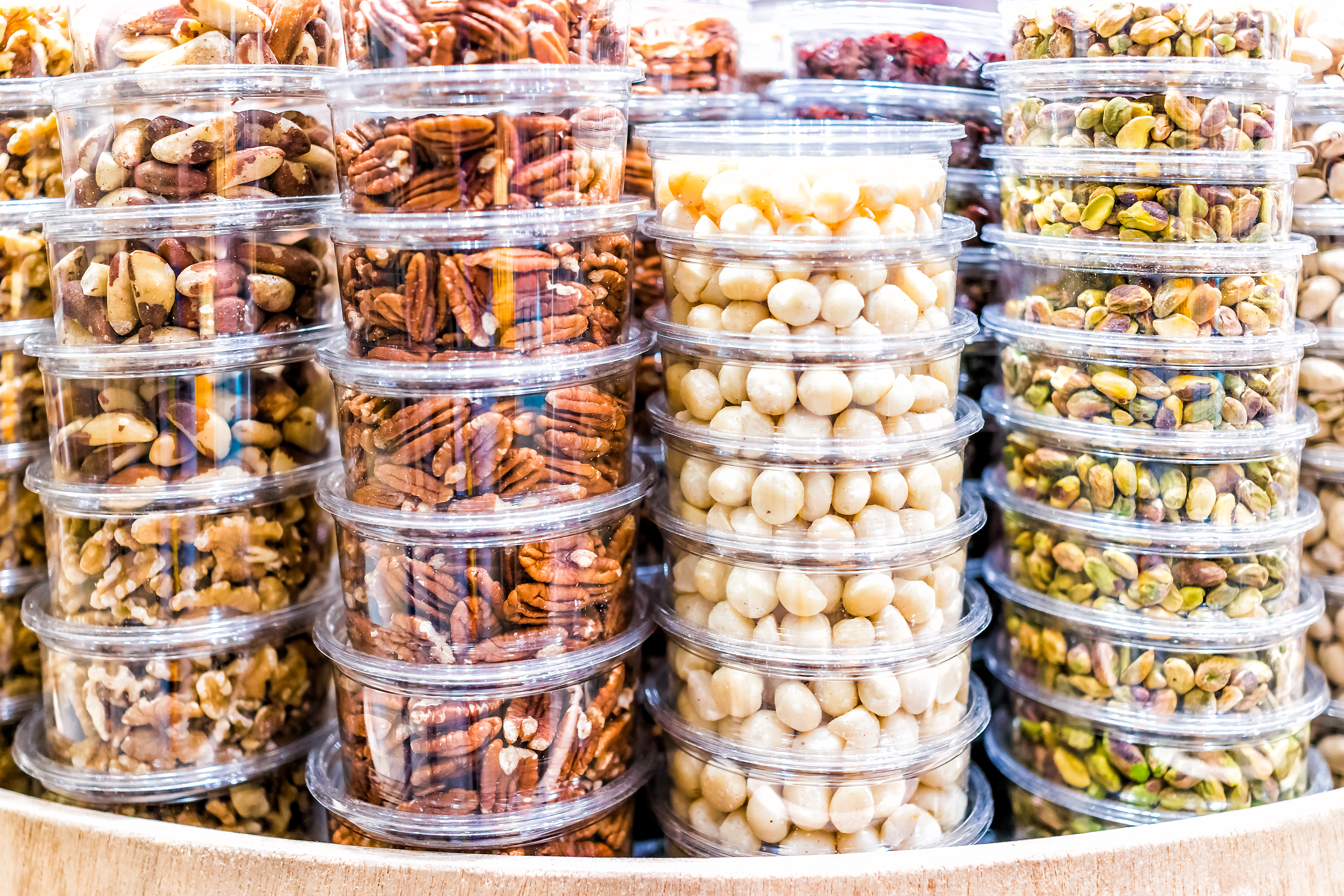 Cutting the Plastic: A Guide to Reducing Plastic Packaging in Baked Goods & Confections
