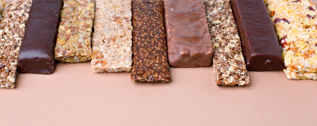 Tips for How to Create a Meal Replacement Bar That Actually Satisfies&nbsp;You