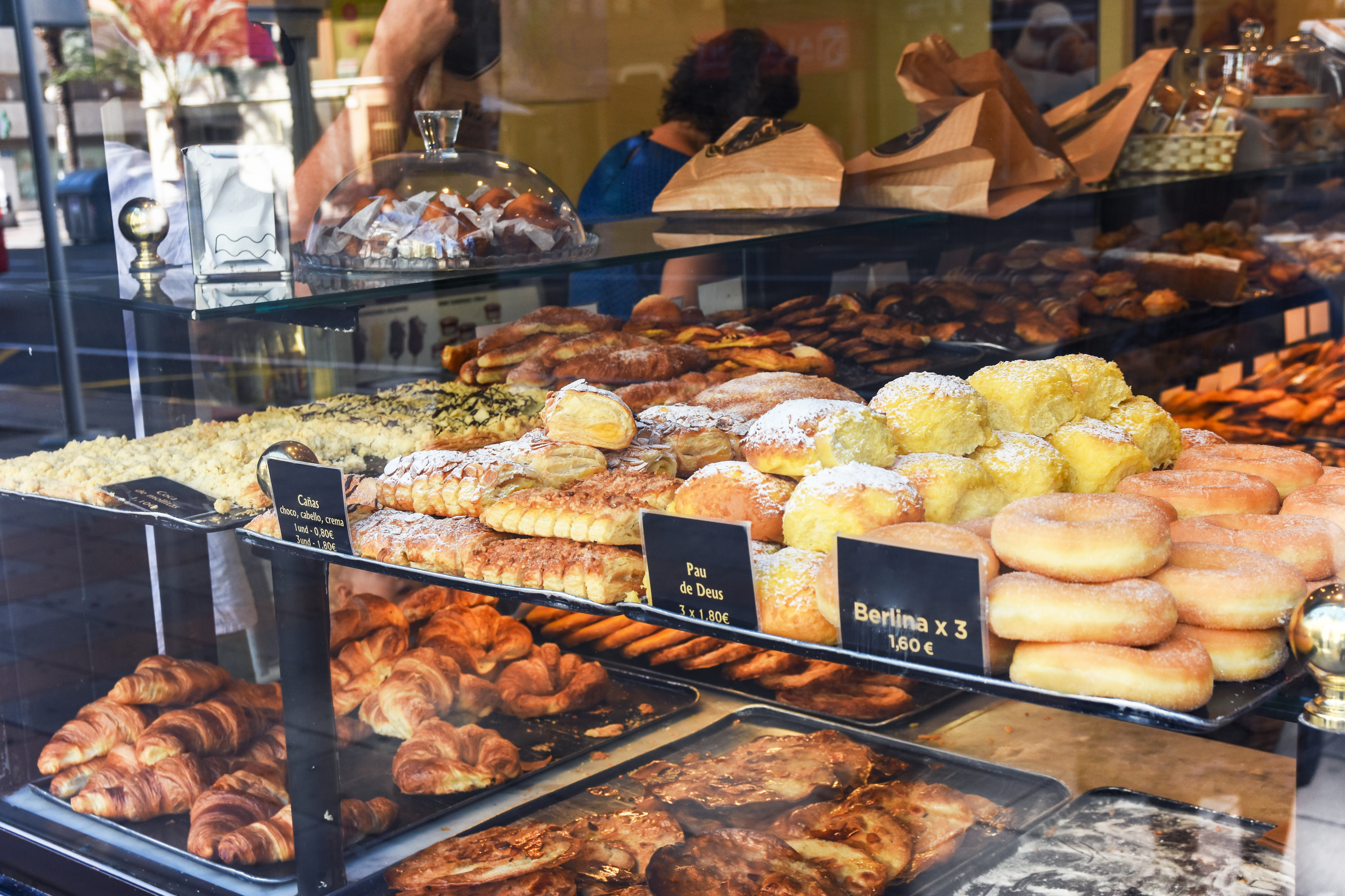 How to Translate the Flavors of Popular Travel Destinations into Packaged Baked Goods & Confections That Win in the US Market
